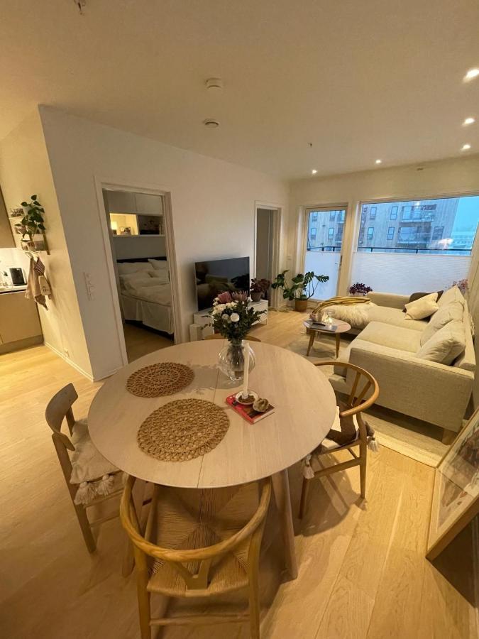Modern Apartment Nearby City Centrum Tromso Exterior photo